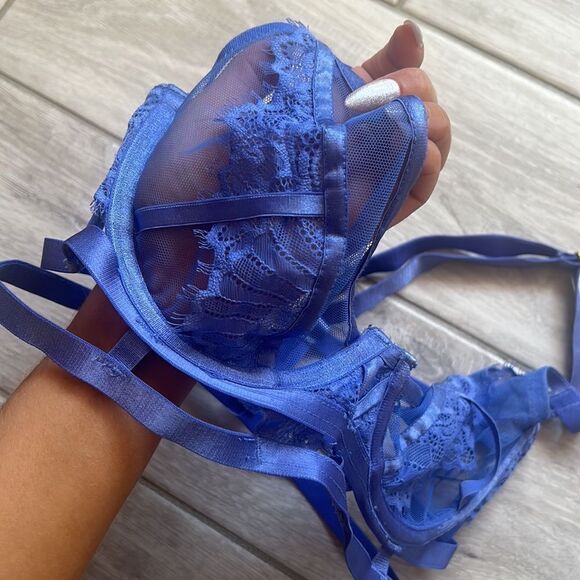 Wolf & Whistle Claire blue caged lace bra - Picture 4 of 5